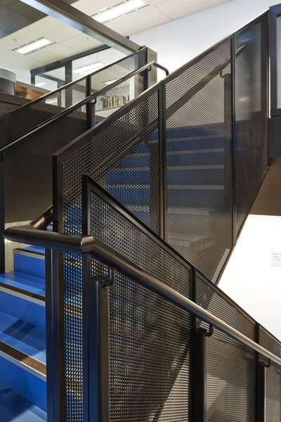 Muncitor necalificat confectii metalice.